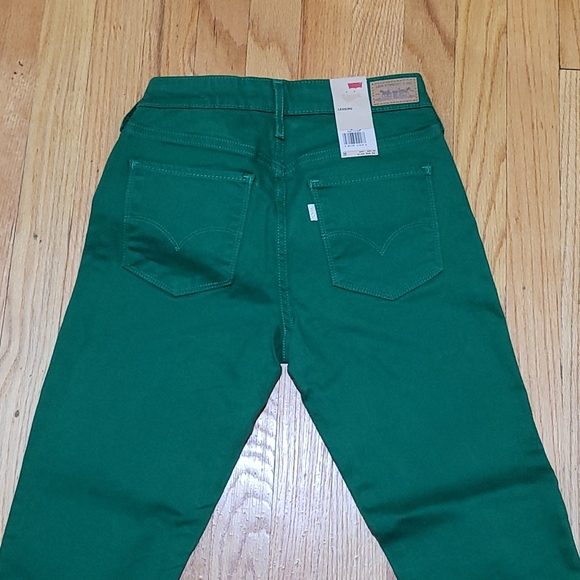 Green Levi's Legging/Jean's - Picture 3 of 6